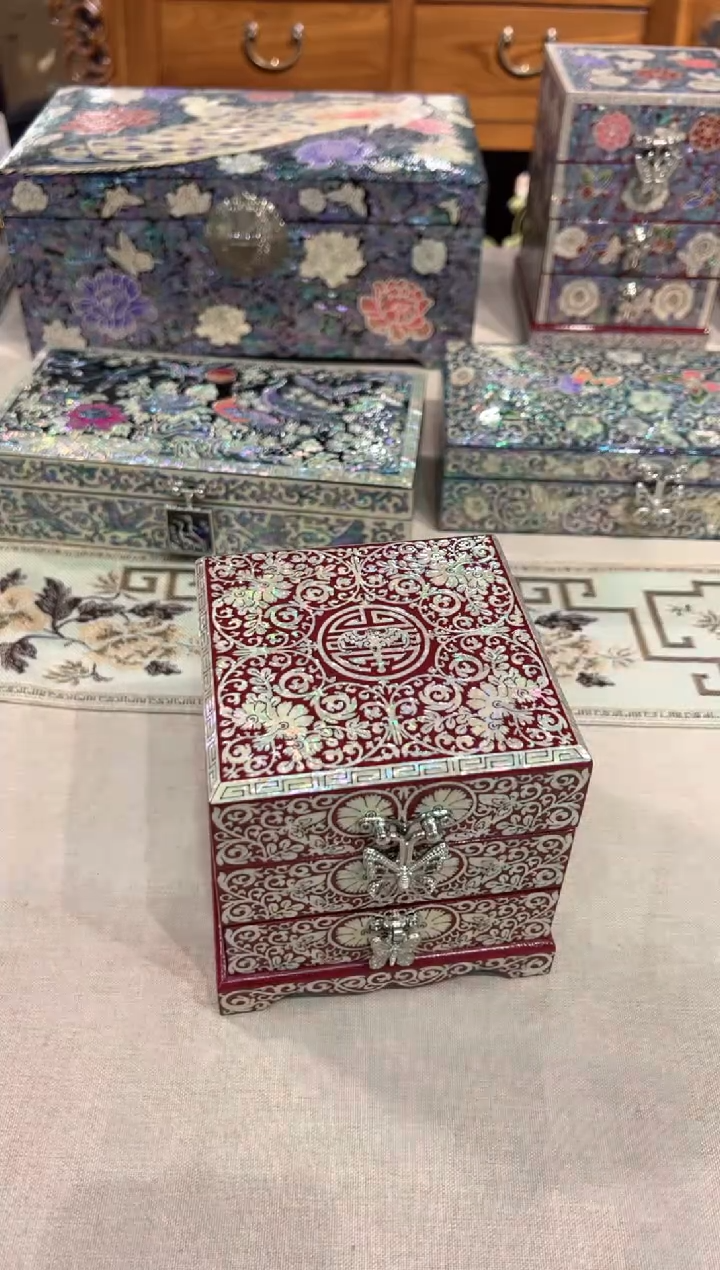 【闪购商品】双层福寿纹·弘贝雅螺钿漆器文化馆