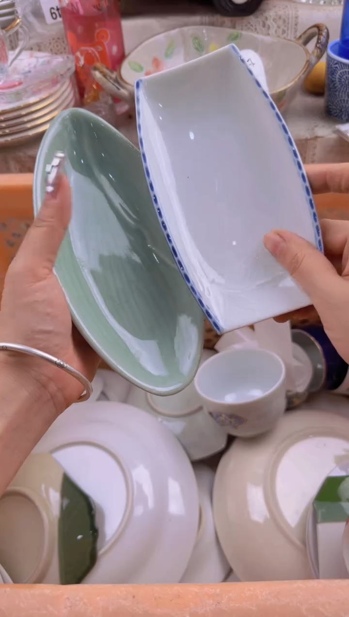 629默认微瑕，满20包邮。