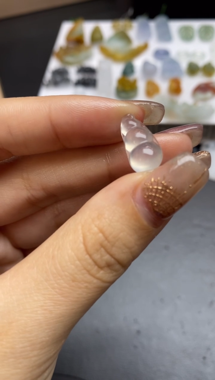 【闪购商品】定制翡翠未镶嵌翡翠毛货~