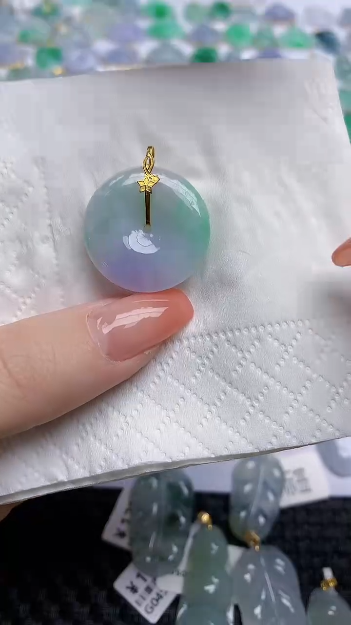 【闪购商品】翡翠颈饰18K金镶嵌天然翡翠A货