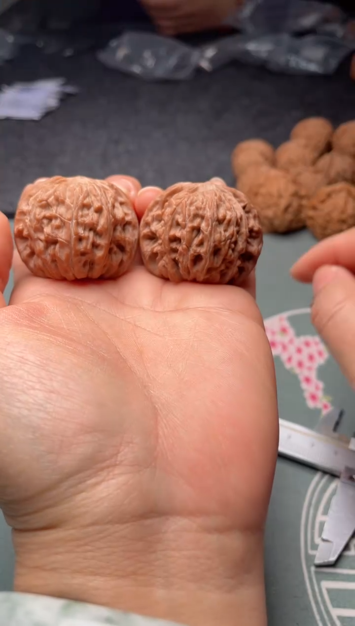 把件文玩核桃w225  磨盘38尺