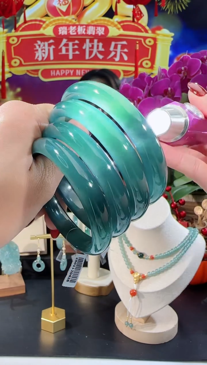 【闪购商品】翡翠手镯未镶嵌正圈圈口可选多样性发一