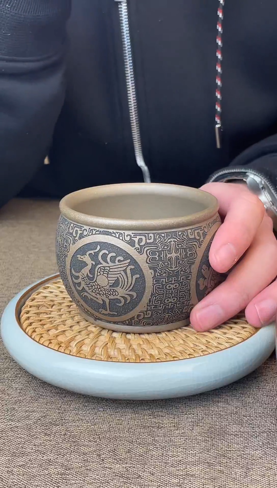 四象同辉  蟹壳青  主人杯