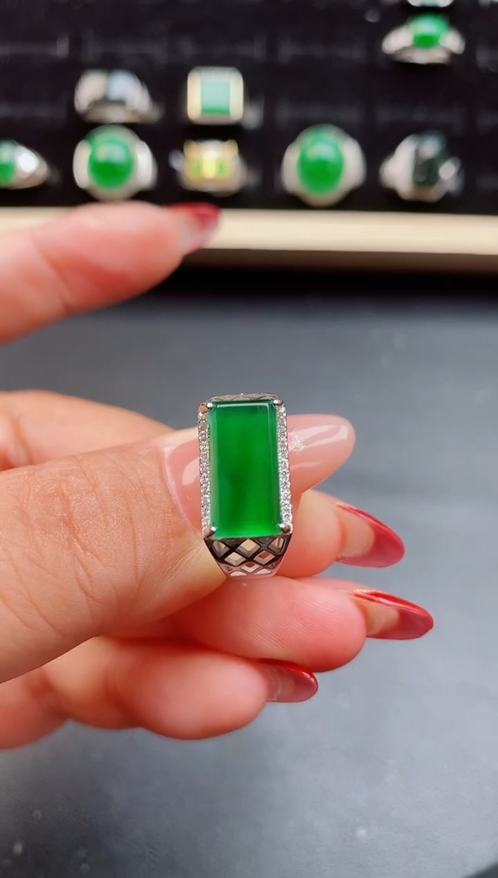 【闪购商品】翡翠戒指银S925镶嵌508500