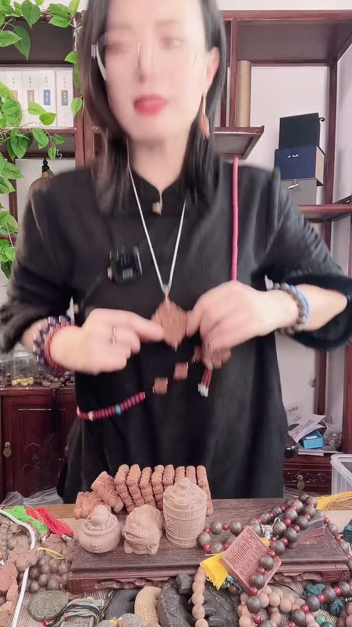 珠串息肌香方的花蝴蝶