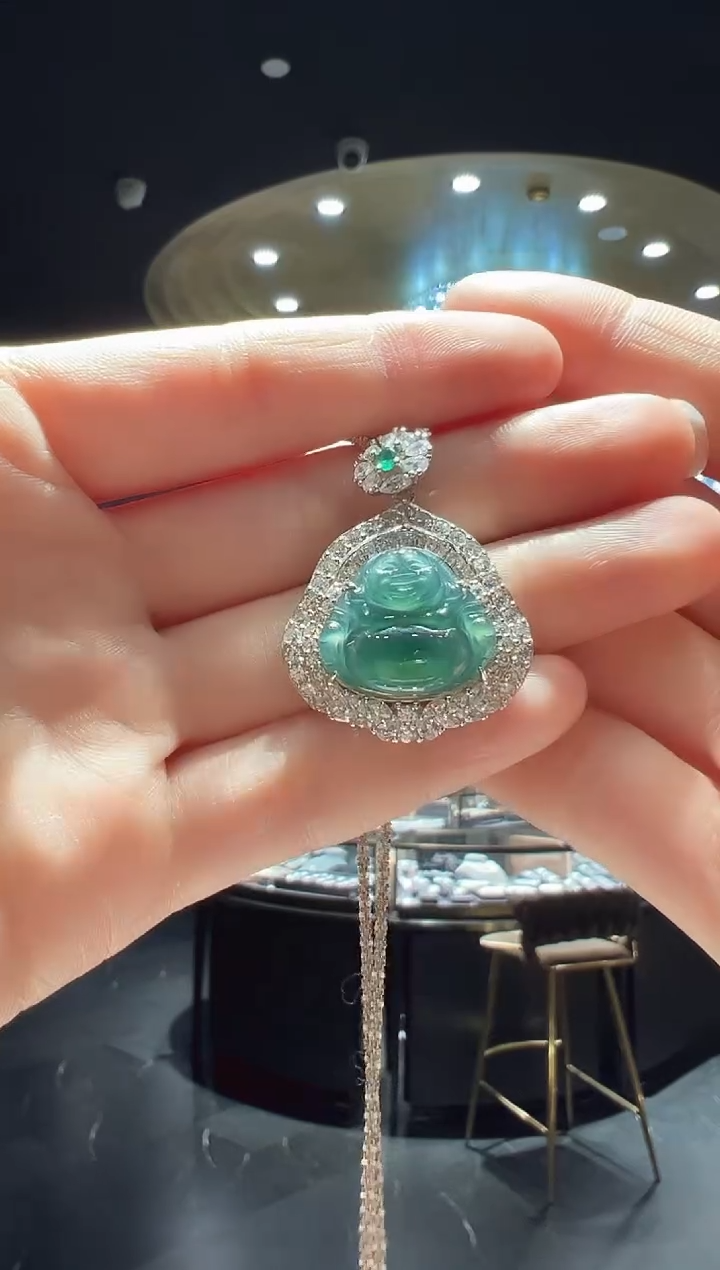 【闪购商品】翡翠吊坠(赠链)银S925镶嵌46】多样性发其一