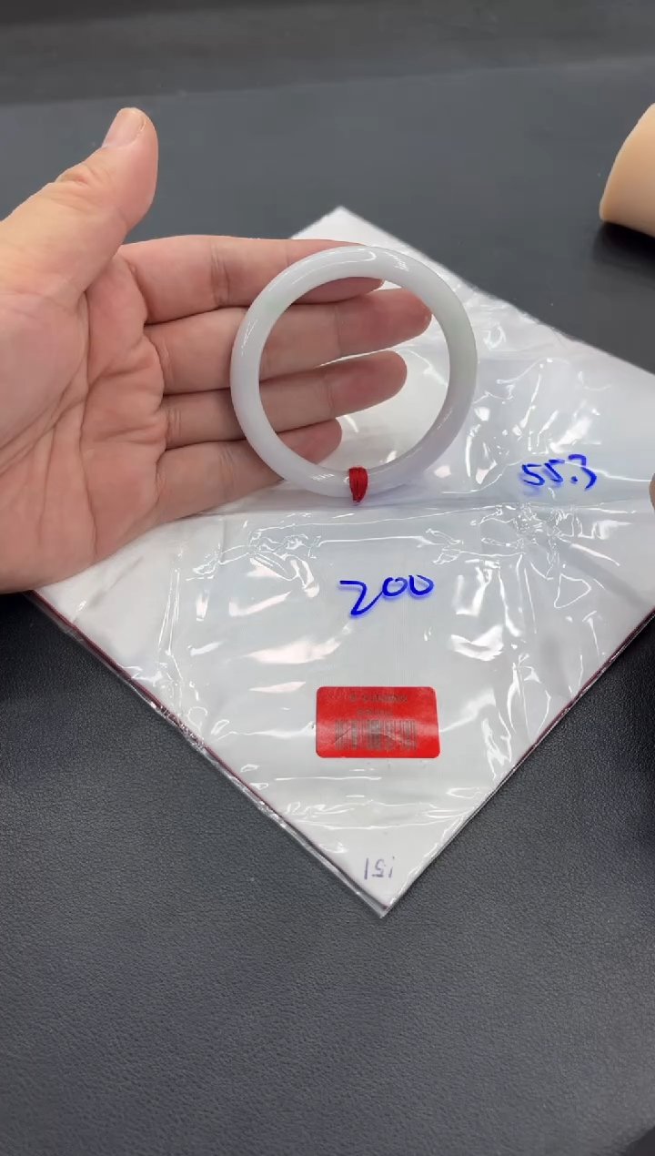 未镶嵌手镯翡翠翡翠手镯