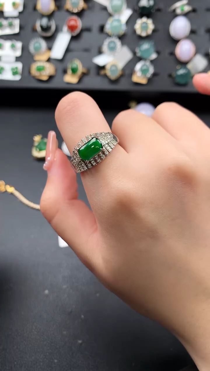 【闪购商品】翡翠戒指银S925镶嵌52141