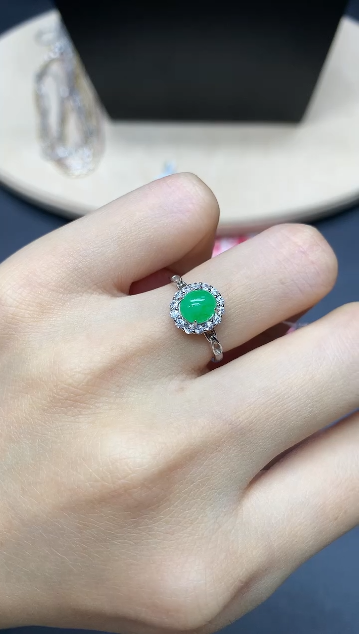 【闪购商品】翡翠戒指银S925镶嵌蛋面【无服务费】