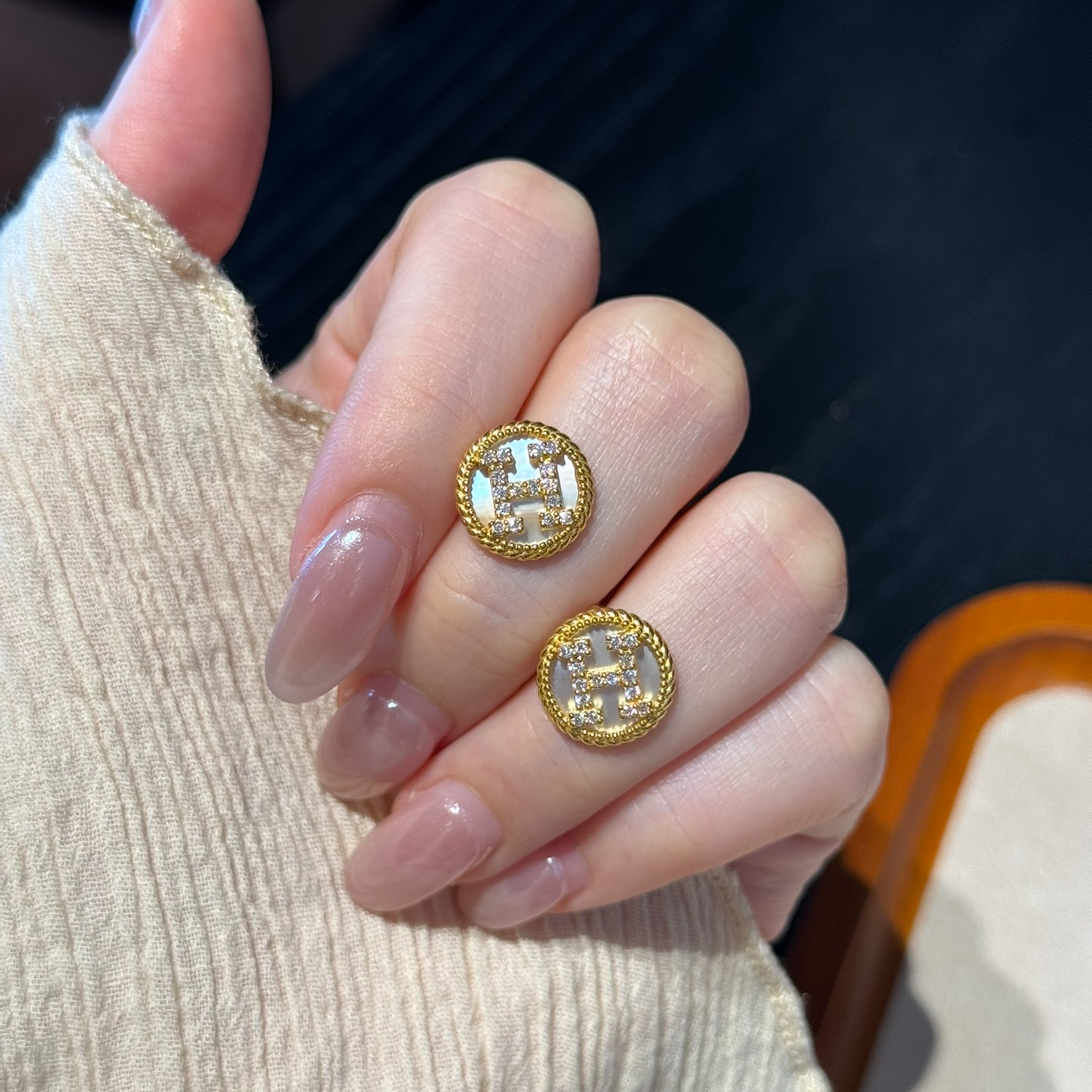 【足金H白贝母耳钉】5G工艺纯黄金真金小清新耳饰风格INS时尚