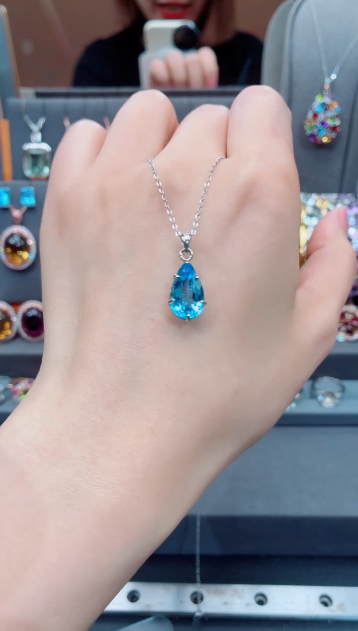 银S925镶嵌托帕石吊坠托帕石吊坠