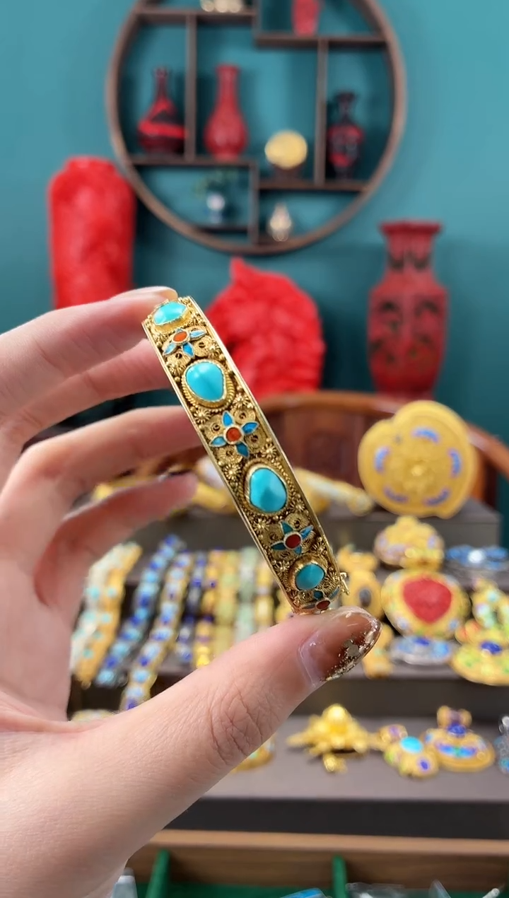 非遗手工花丝镶嵌镯子