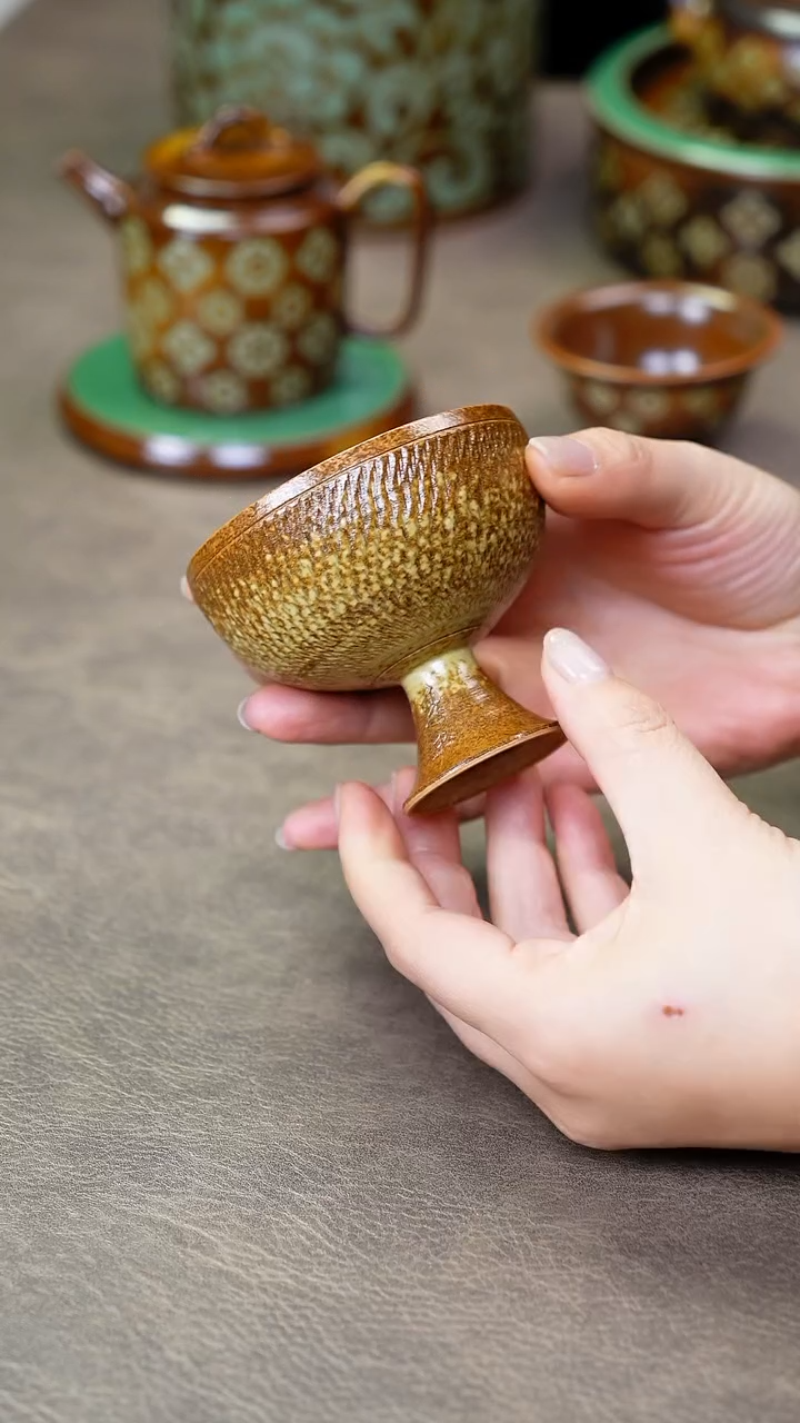 【闪购商品】龙泉青瓷跳刀手工主人杯