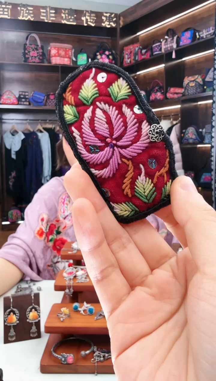 【闪购商品】织绣63蚩梦苗族古绣