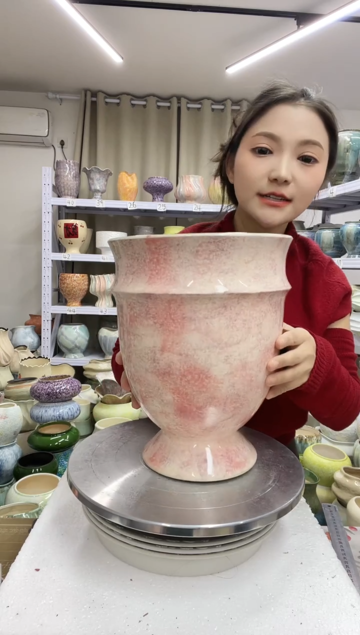 【1.3】花盆尺寸高：28 口：20
