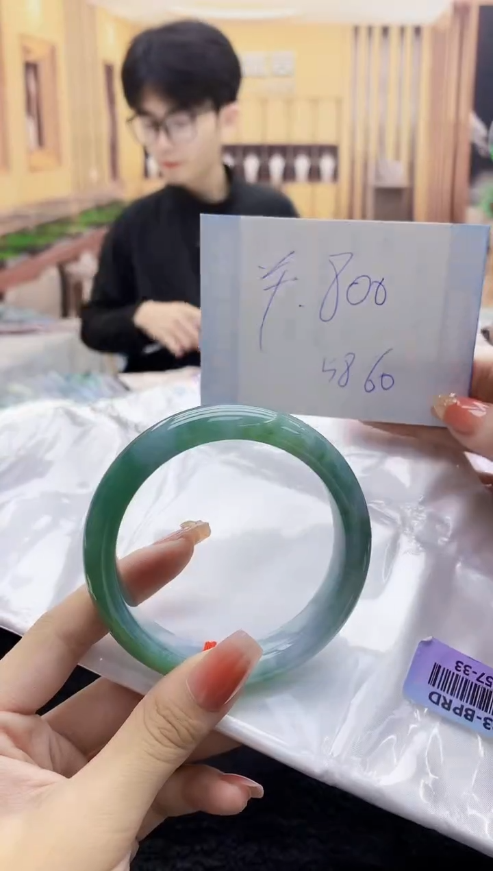 【闪购商品】翡翠手镯未镶嵌    H57-33