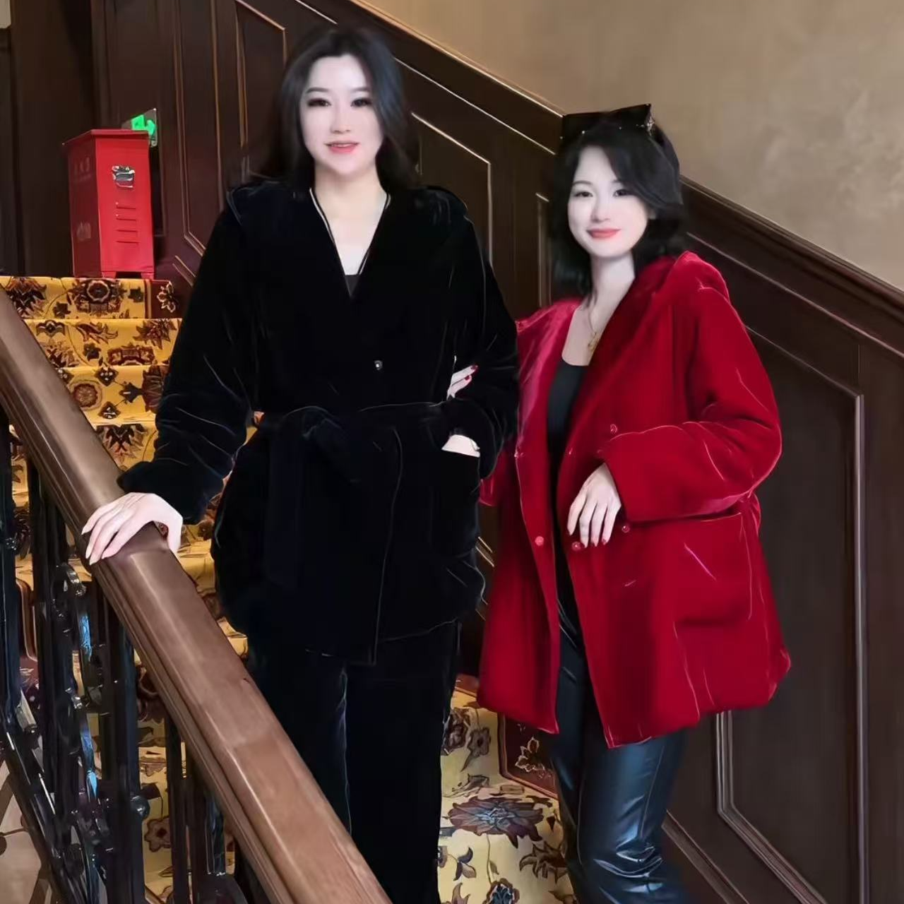 QNH-丝绒加棉系腰带两穿连帽棉服.H