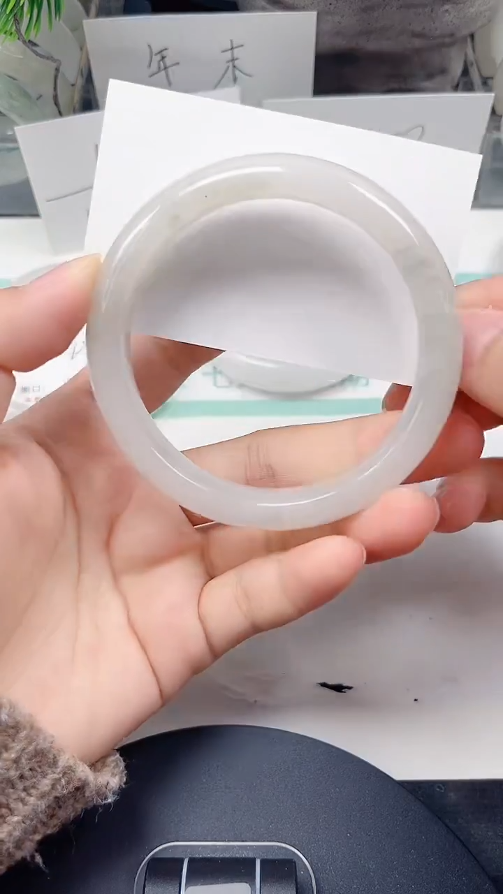 未镶嵌手镯石英质玉19-60/61