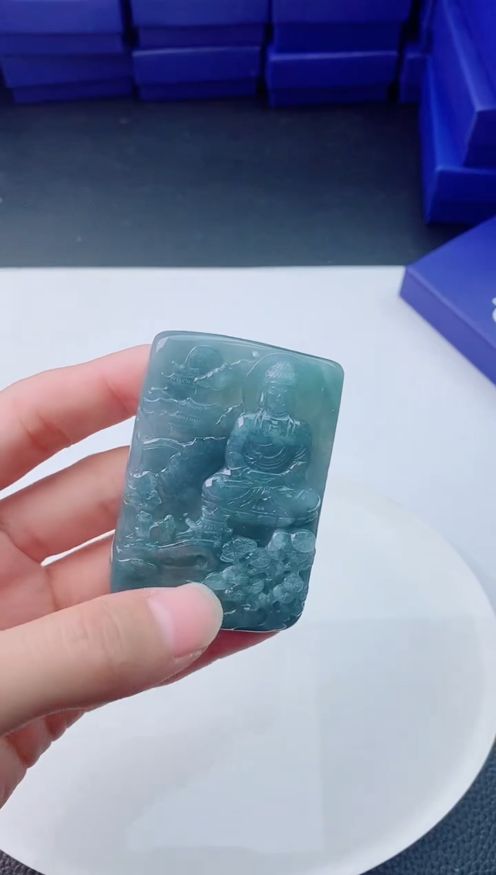 【闪购商品】翡翠颈饰未镶嵌         
