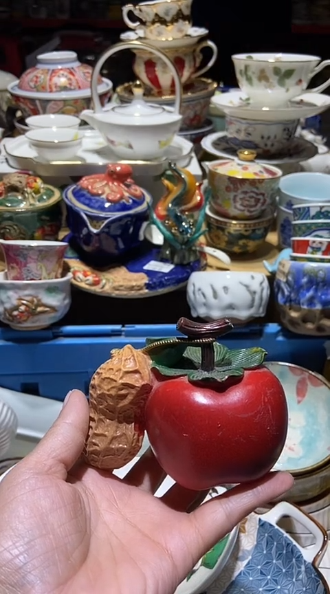 瓷片黎****暗 11111111111@@1