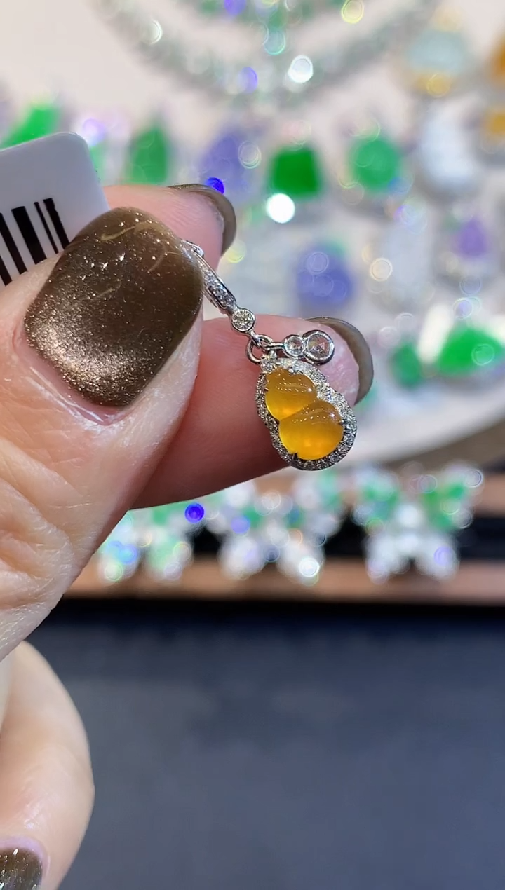 吊坠(不含链)18K金镶嵌翡翠DJ多样性发其一