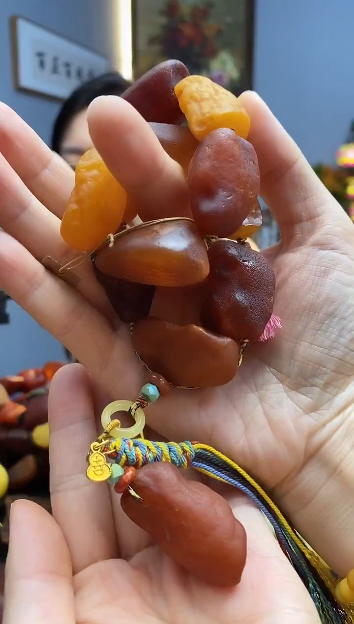 手链琥珀未镶嵌手持