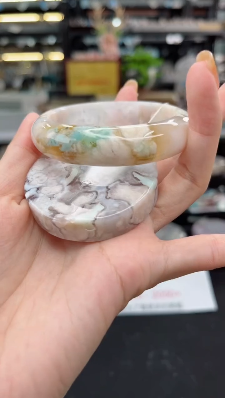 【闪购商品】石英质玉手镯未镶嵌54圈口（赠品镯心）3931119