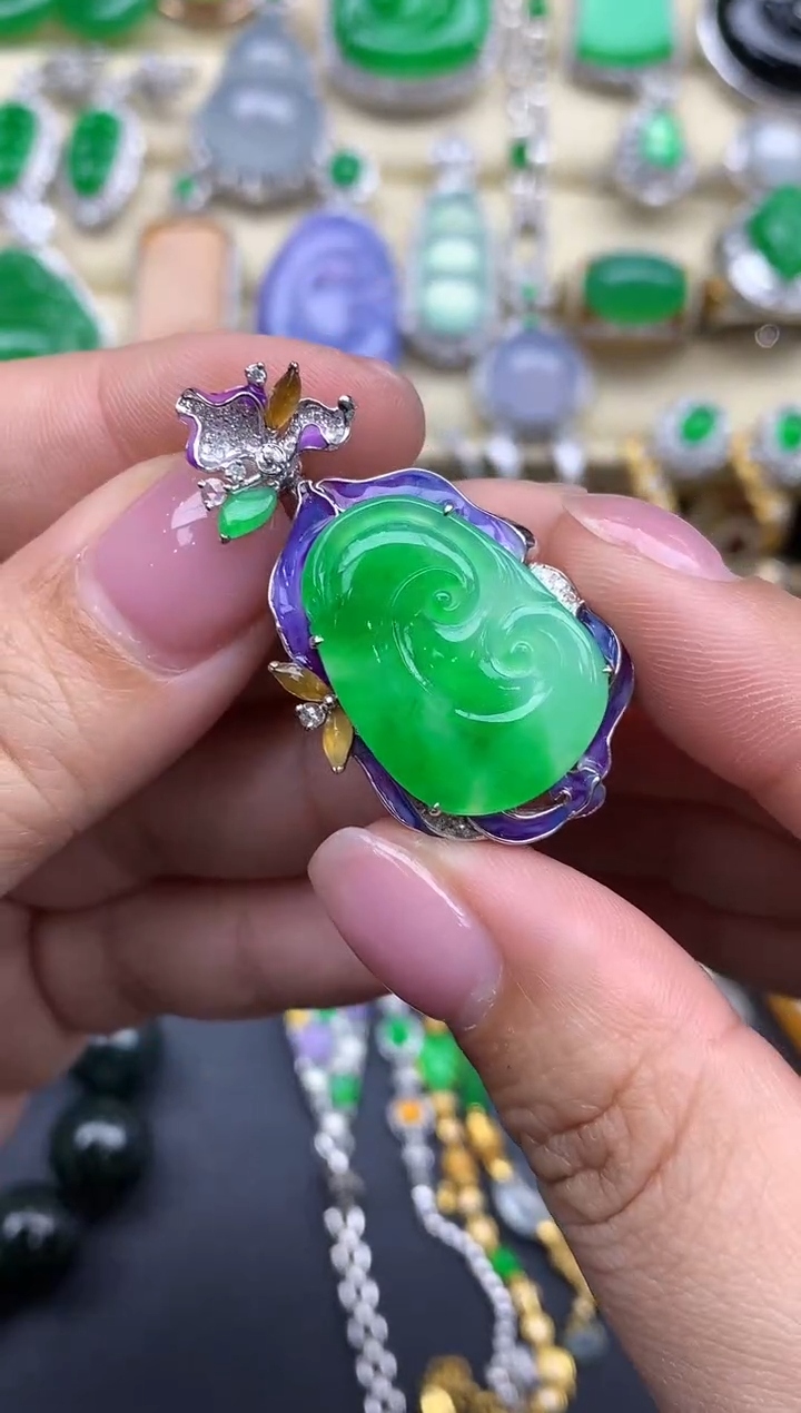 【闪购商品】翡翠吊坠(不含链)18K金镶嵌639-中国好珍宝