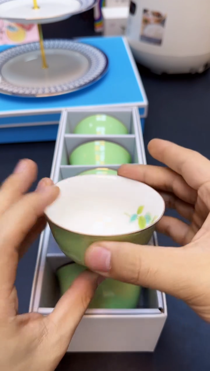 【闪购商品】瓷片全新正品一件不留@@CJ78