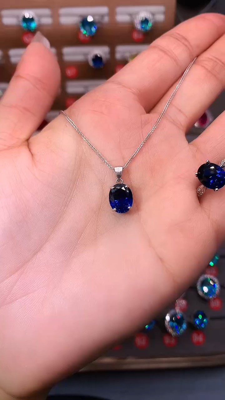 吊坠(赠链)蓝宝石银S925镶嵌.....