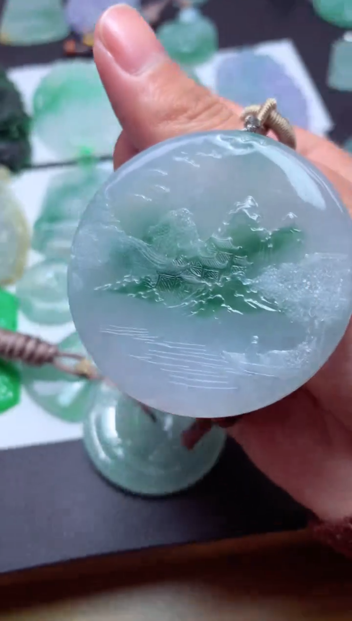 【闪购商品】翡翠颈饰未镶嵌天然翡翠