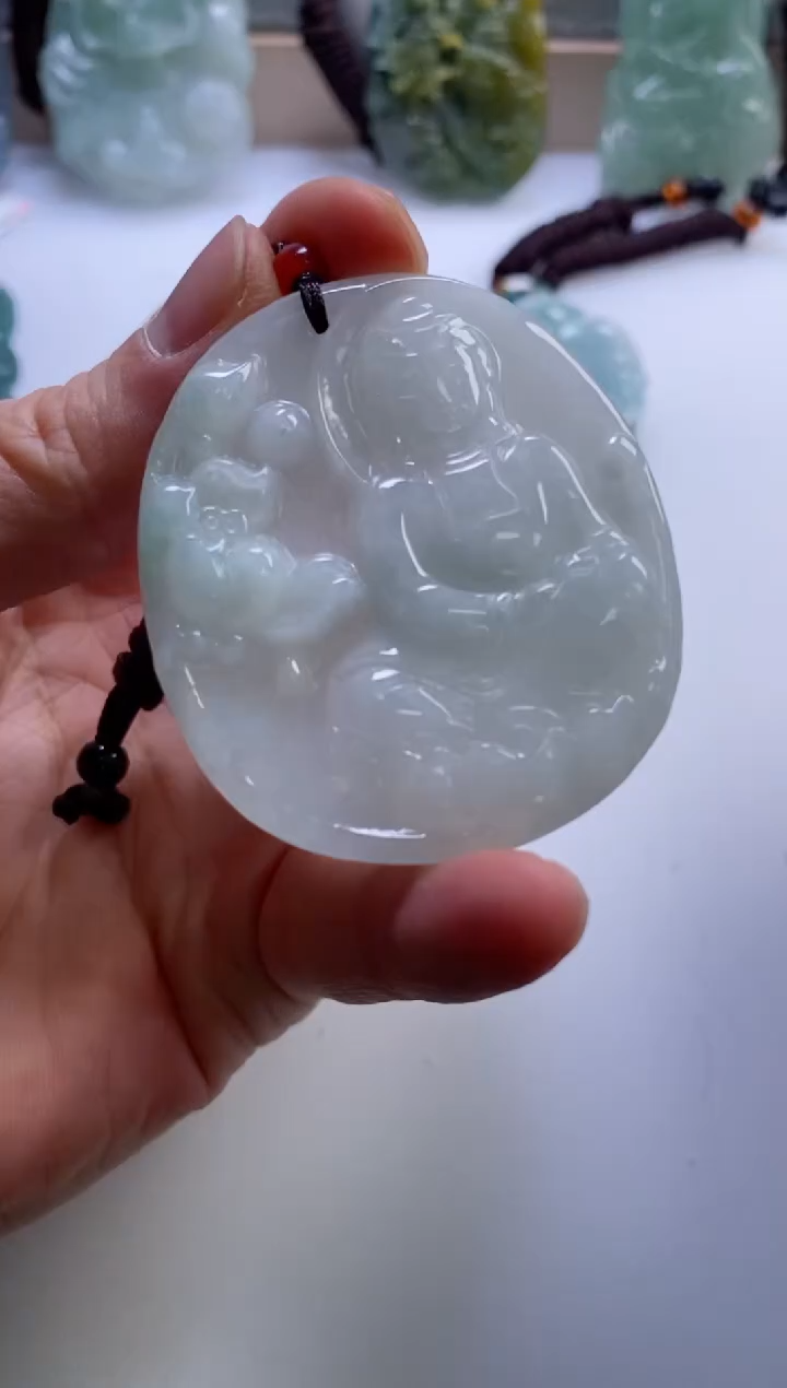 【闪购商品】翡翠挂件未镶嵌