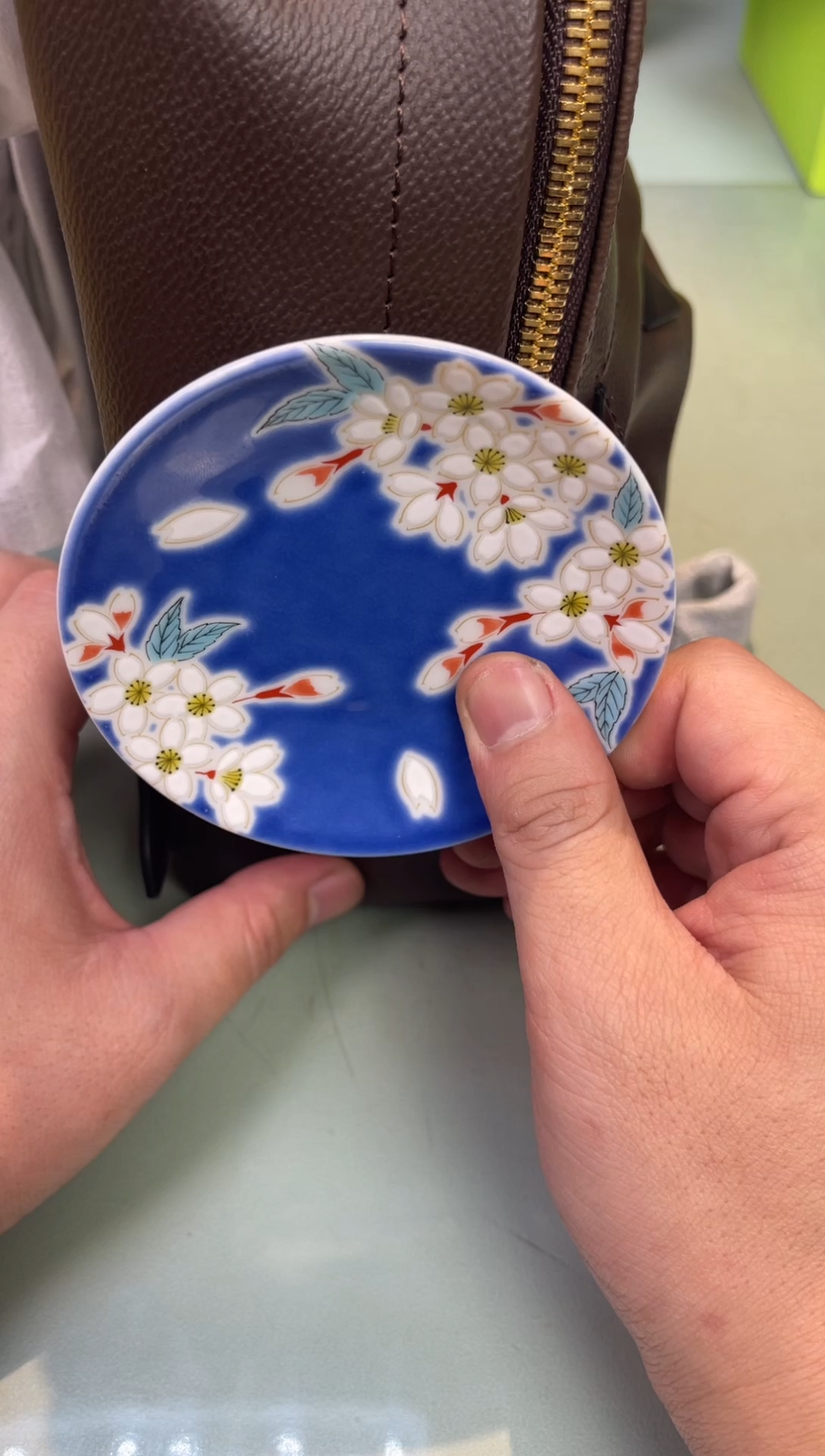 【闪购商品】瓷片双肩包               