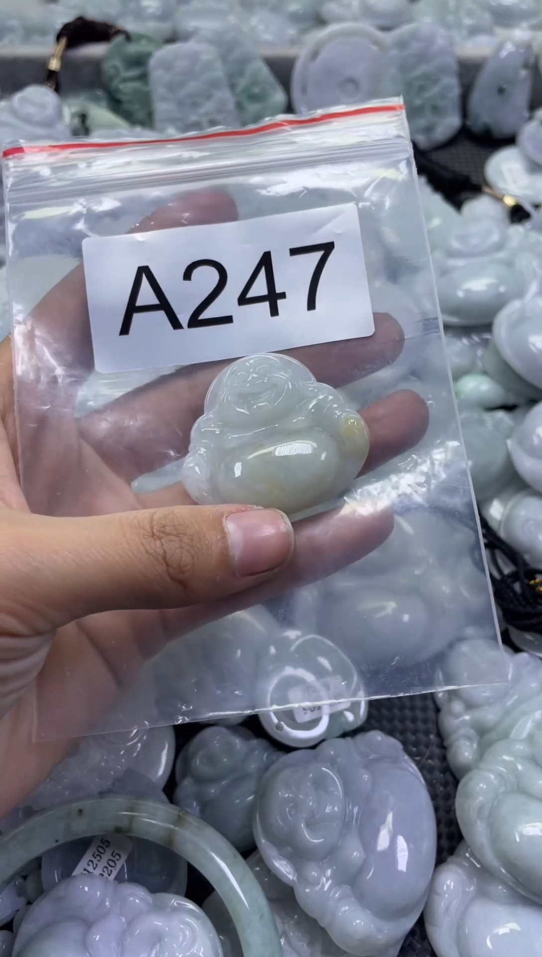 颈饰未镶嵌翡翠A247