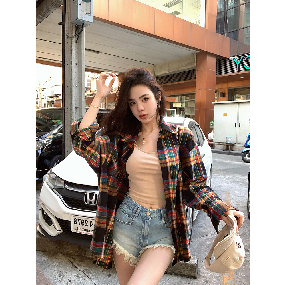  秋季新款慵懒感长袖百搭遮肉设计感宽松显瘦格纹衬衫女外套韩版