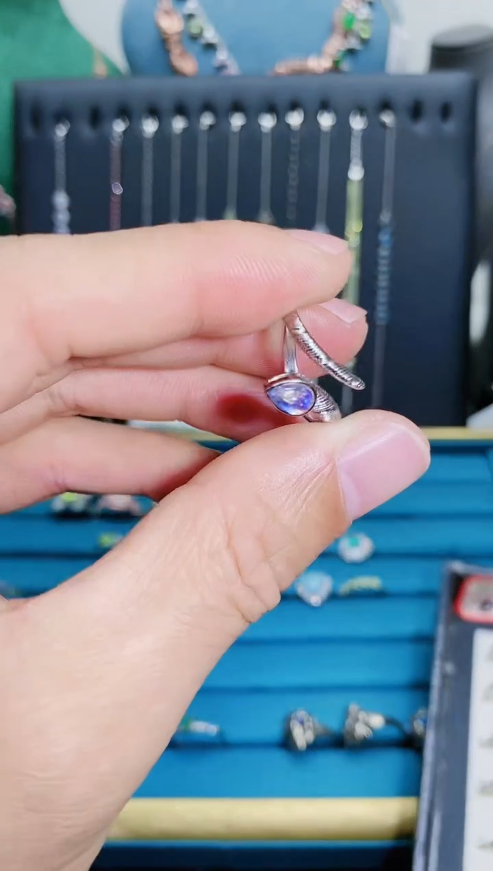 【闪购商品】月光石戒指银S925镶嵌1122