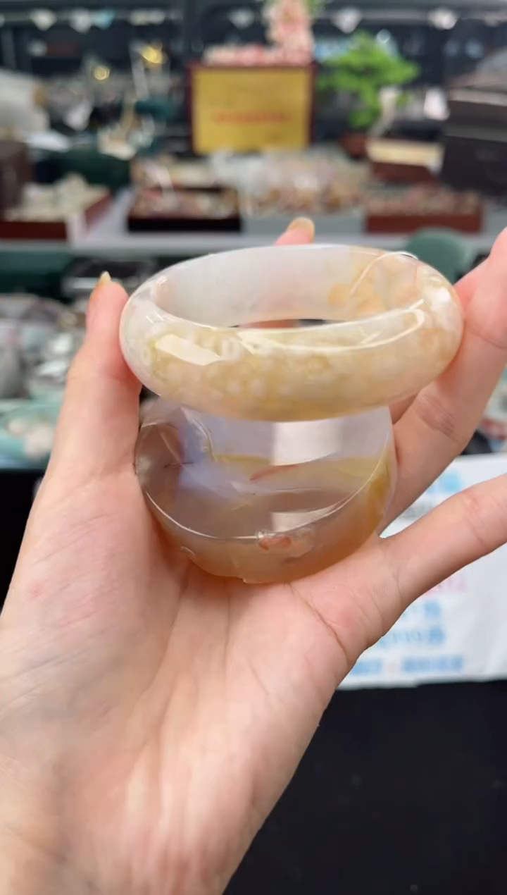 【闪购商品】石英质玉手镯未镶嵌60圈口（赠品镯心）3176085