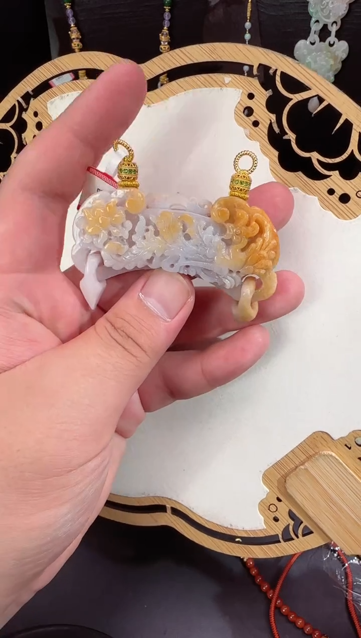 【闪购商品】翡翠颈饰未镶嵌拍照