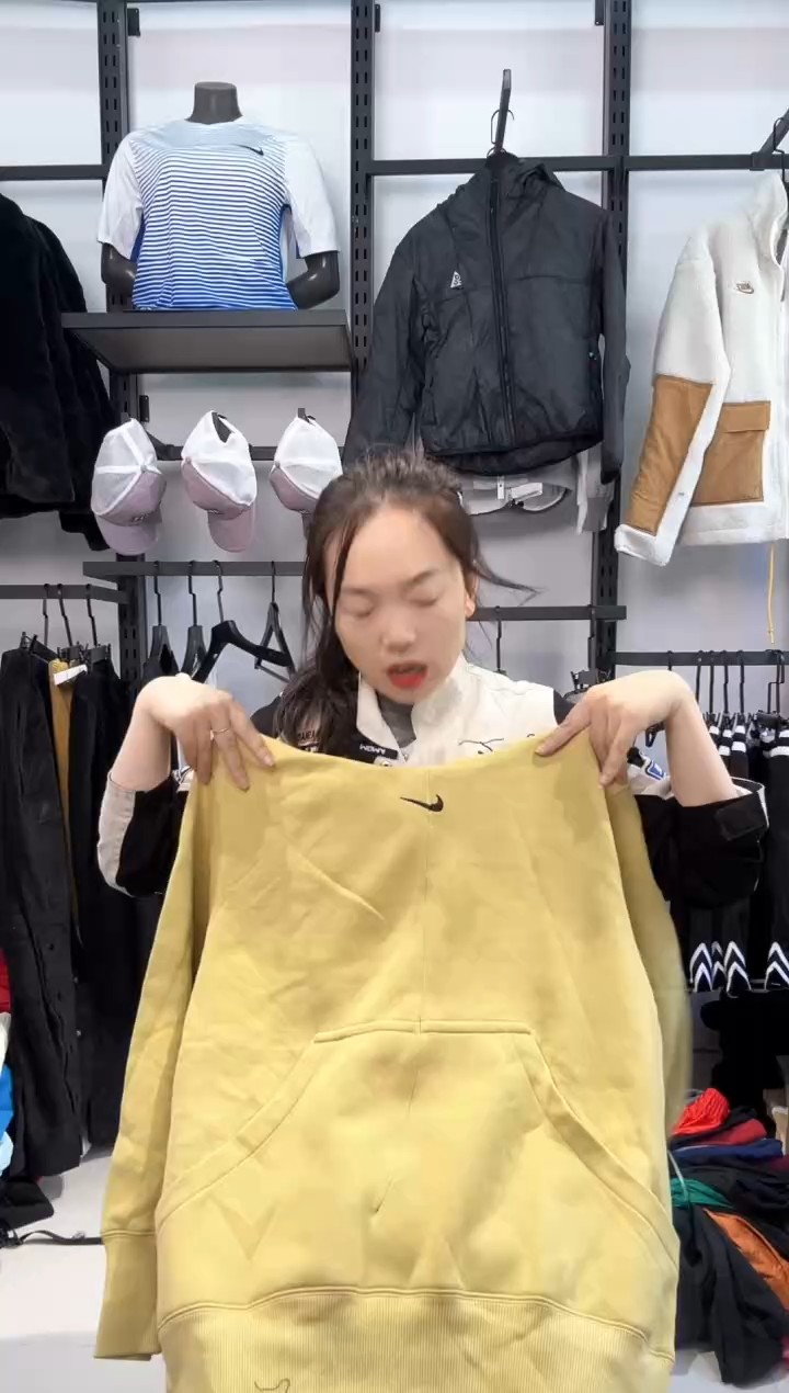 2080  编码  瑕疵直播间过款为准 尺码M