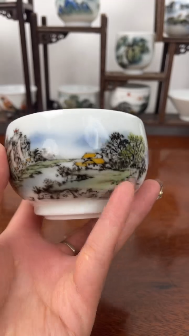 【闪购商品】1釉下彩高温手绘 山水 主人杯