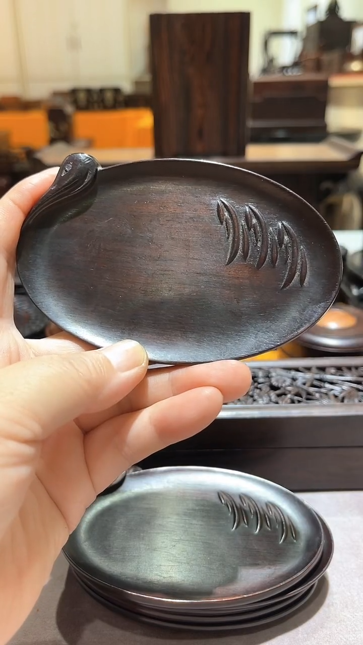 木精品木雕精工细作其一