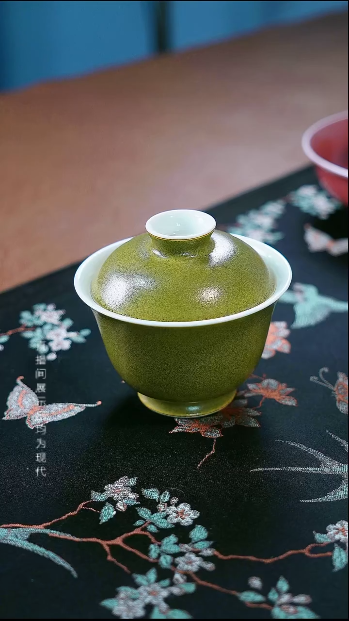 当代茶叶末釉盖碗