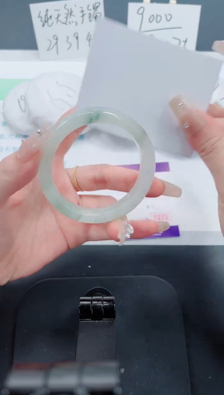 【闪购商品】石英质玉手镯未镶嵌101号-52圈