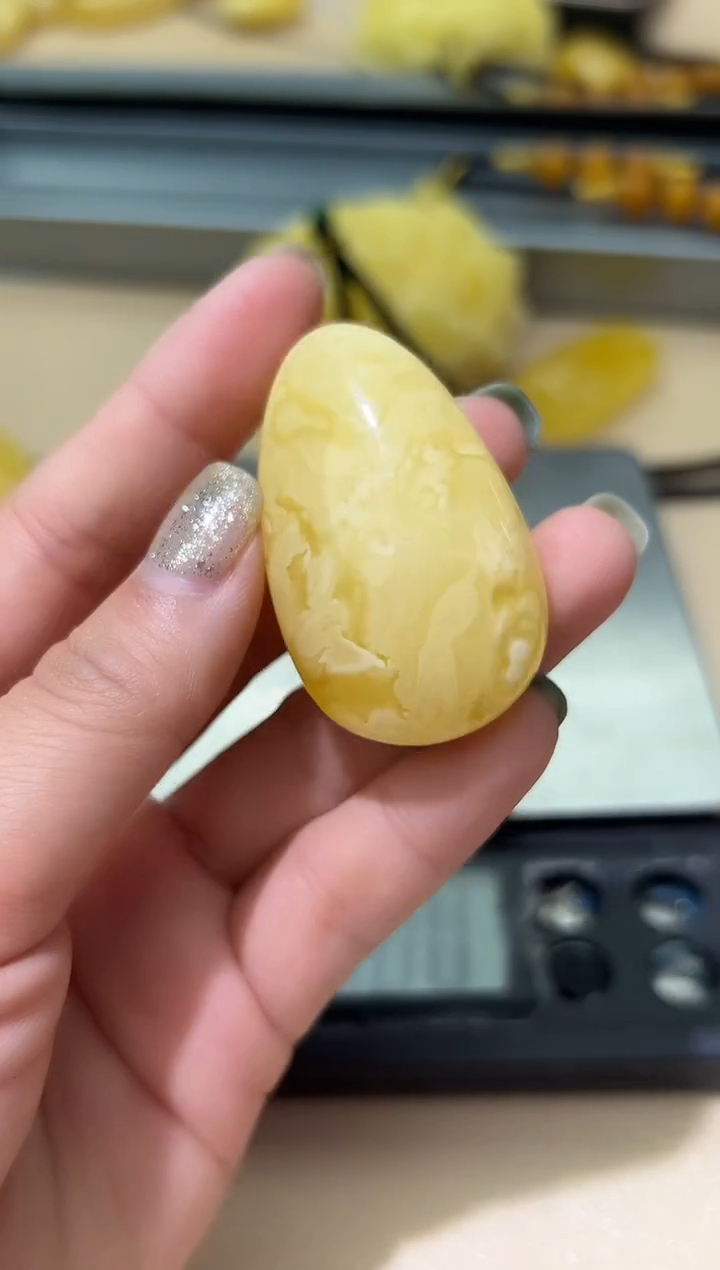 未镶嵌蜜蜡裸石蜜蜡吊坠