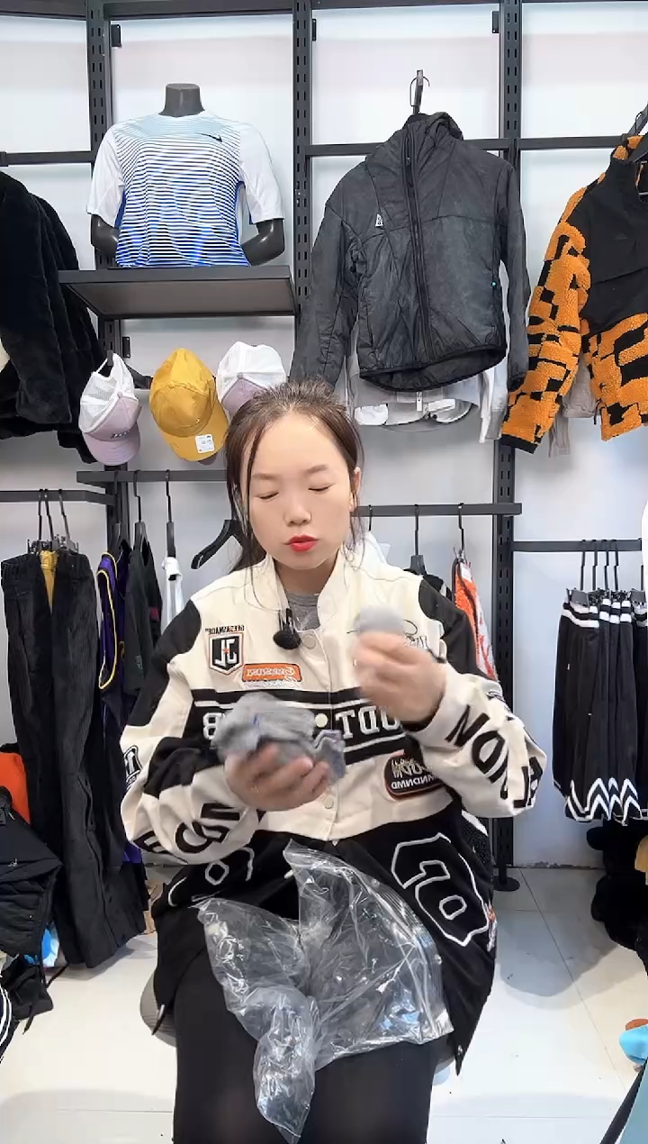 2260  编码  瑕疵直播间过款为准 尺码