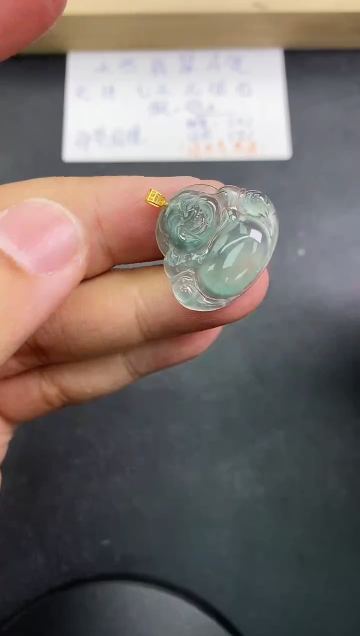 【闪购商品】翡翠颈饰18K金镶嵌天然翡翠A货赠皮绳