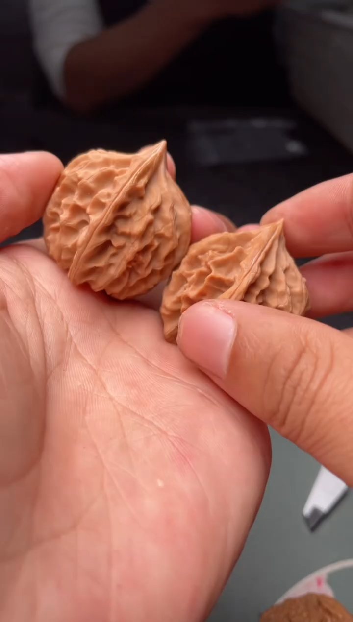 把件文玩核桃a379  龙门涧  35尺