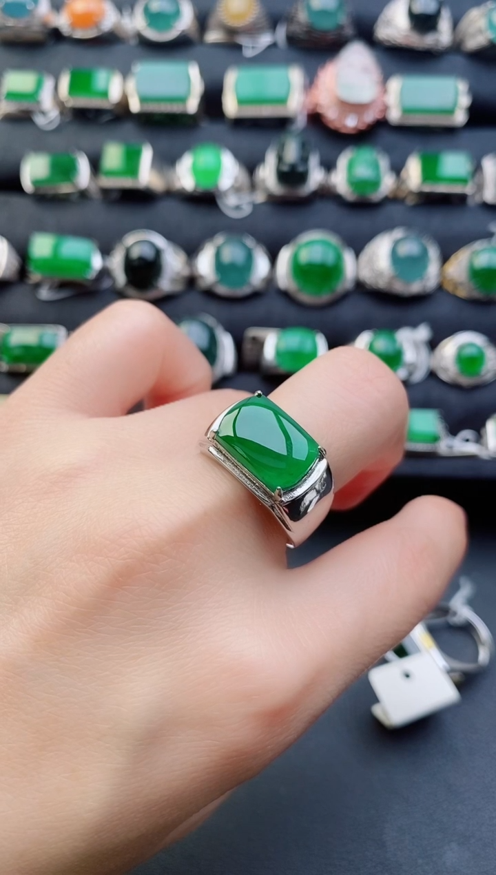 【闪购商品】翡翠戒指银S925镶嵌111111111
