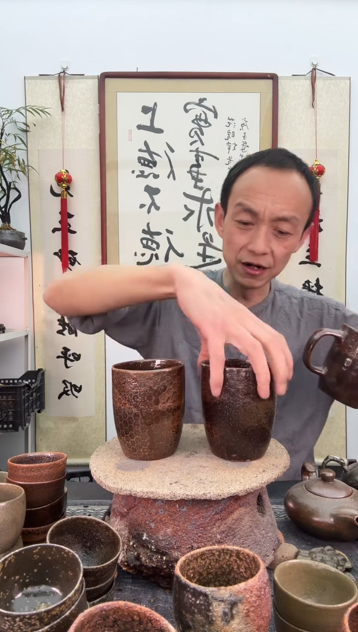 【闪购商品】瑕疵红色马克杯400毫升