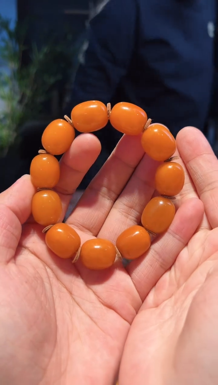 【闪购商品】蜜蜡手串未镶嵌17+单圈